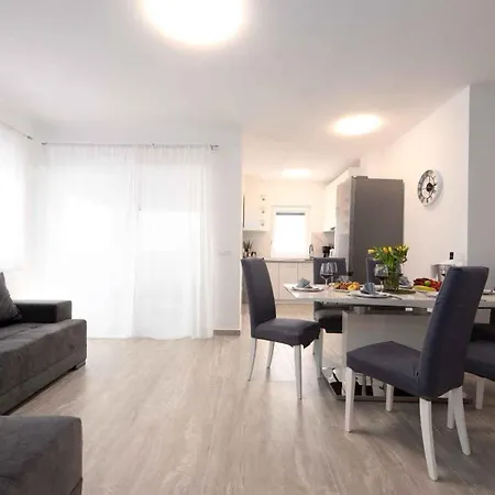 Apartament In - Insel Krk 42624 *